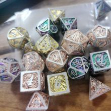 HYMGHO Mystery Pack Full Set Non-matching fém dobókocka készlet társas- és szerepjátékokhoz