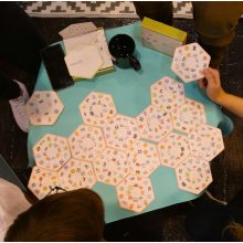 Møbee társasjáték